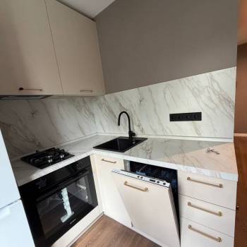 Продается 2-х комнатная квартира, 47 м²