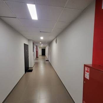 Продается 1-комнатная квартира, 42 м²