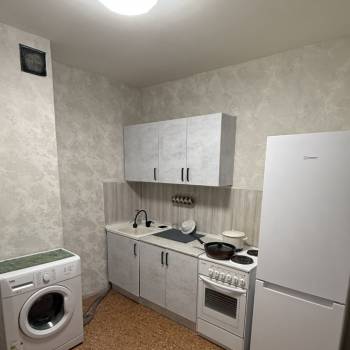 Продается 1-комнатная квартира, 43 м²