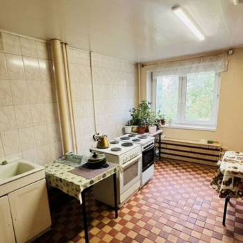 Продается 1-комнатная квартира, 18,4 м²