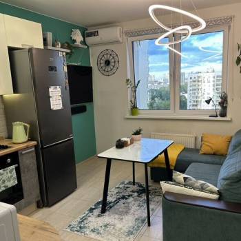 Продается 1-комнатная квартира, 37,8 м²