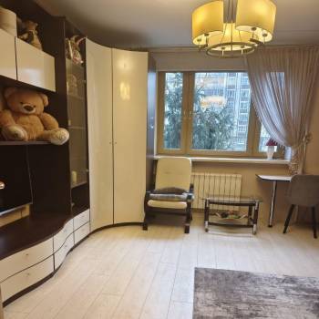 Сдается 1-комнатная квартира, 40 м²