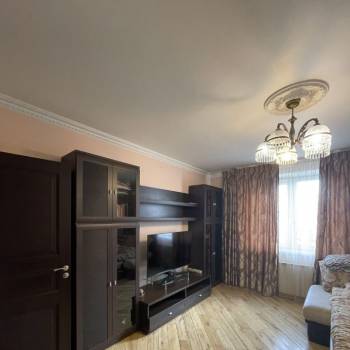 Сдается 1-комнатная квартира, 40 м²