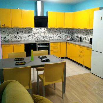 Сдается 2-х комнатная квартира, 64 м²