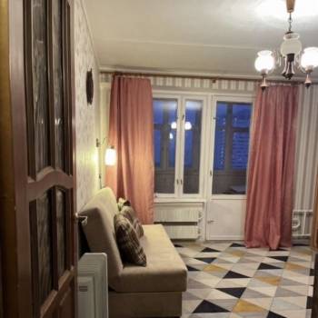 Продается 1-комнатная квартира, 38,6 м²