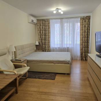 Сдается 1-комнатная квартира, 41 м²