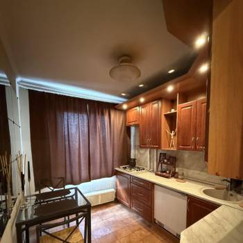 Продается 1-комнатная квартира, 32,9 м²