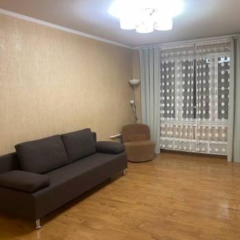 Продается 1-комнатная квартира, 32,9 м²