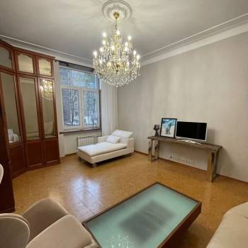 Продается 2-х комнатная квартира, 57 м²