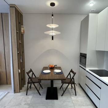 Сдается 1-комнатная квартира, 42 м²