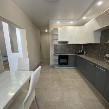 Продается 2-х комнатная квартира, 85,5 м²