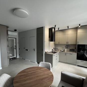 Продается 2-х комнатная квартира, 61,4 м²
