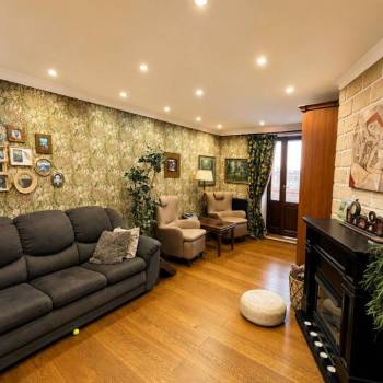 Продается Многокомнатная квартира, 120 м²