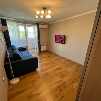 Продается 2-х комнатная квартира, 56 м²