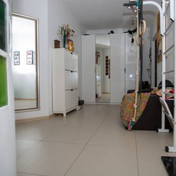 Продается 2-х комнатная квартира, 80,9 м²