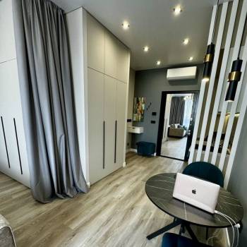 Продается 1-комнатная квартира, 28 м²
