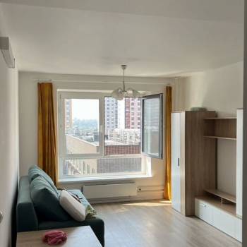 Продается 1-комнатная квартира, 40,9 м²