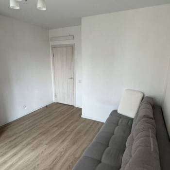 Продается 1-комнатная квартира, 40,9 м²
