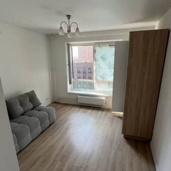 Продается 1-комнатная квартира, 40,9 м²