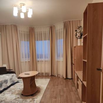 Сдается 1-комнатная квартира, 37 м²