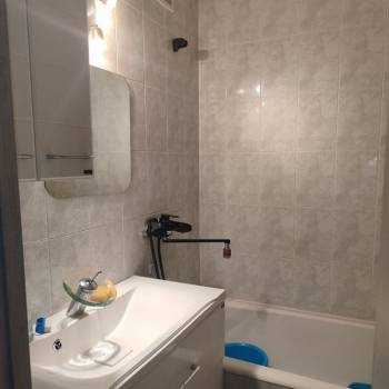 Сдается Многокомнатная квартира, 60 м²