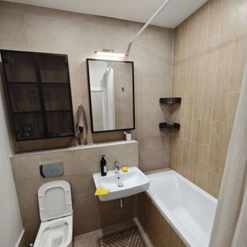 Сдается Многокомнатная квартира, 67 м²