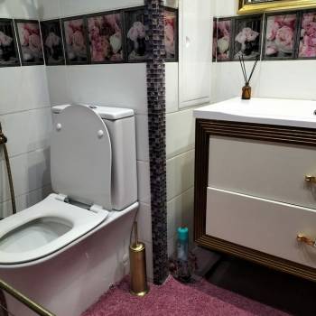 Сдается 1-комнатная квартира, 58 м²