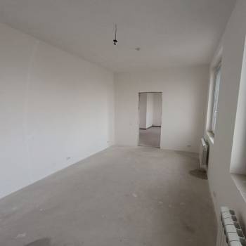 Продается Многокомнатная квартира, 112 м²