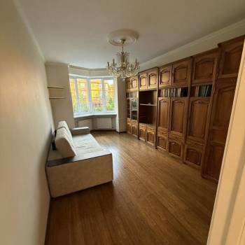 Сдается 1-комнатная квартира, 37 м²