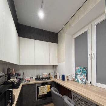 Продается 1-комнатная квартира, 32 м²
