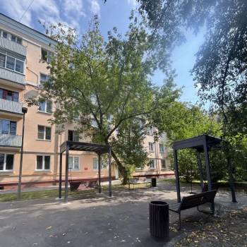 Продается 1-комнатная квартира, 32 м²