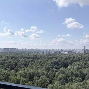 Продается 1-комнатная квартира, 37 м²