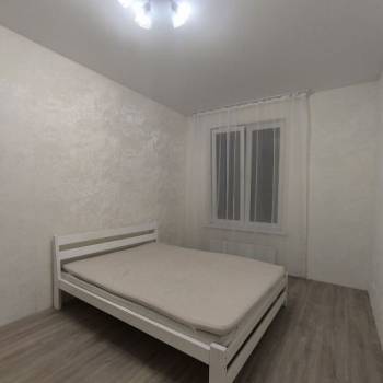 Продается 1-комнатная квартира, 37,5 м²