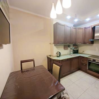 Сдается 2-х комнатная квартира, 64 м²