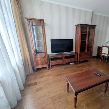 Сдается 2-х комнатная квартира, 64 м²