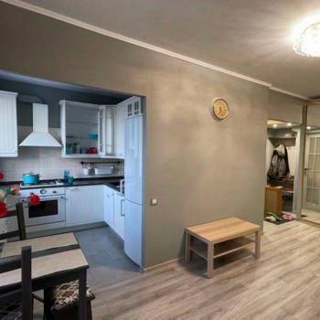 Сдается Многокомнатная квартира, 57 м²