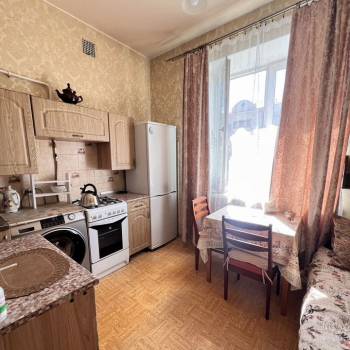 Сдается 1-комнатная квартира, 38 м²