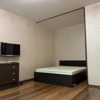 Сдается 1-комнатная квартира, 43 м²