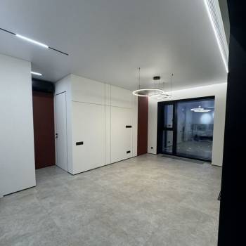 Продается Многокомнатная квартира, 87,2 м²