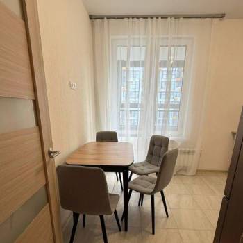 Сдается 2-х комнатная квартира, 57 м²