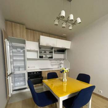 Сдается Многокомнатная квартира, 64 м²