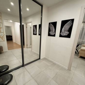 Сдается 2-х комнатная квартира, 60,9 м²