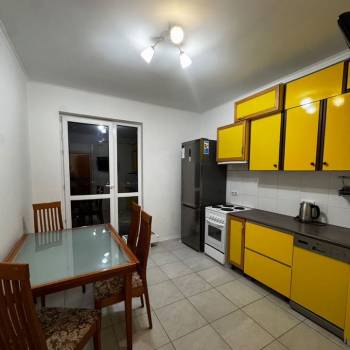 Сдается 2-х комнатная квартира, 60 м²