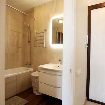 Сдается 2-х комнатная квартира, 40 м²