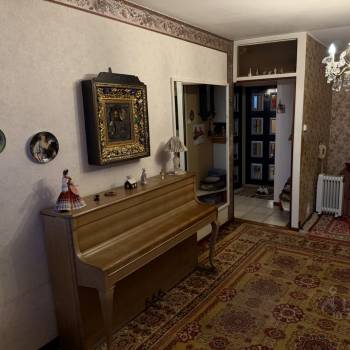 Продается 1-комнатная квартира, 35 м²