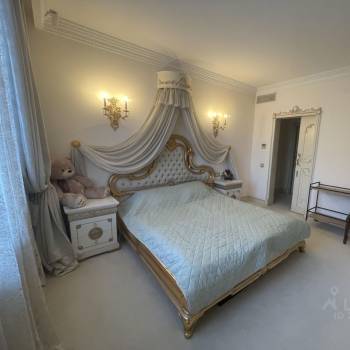 Сдается Комната, 180 м²