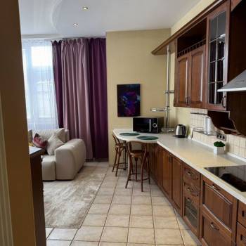 Сдается 1-комнатная квартира, 58,8 м²