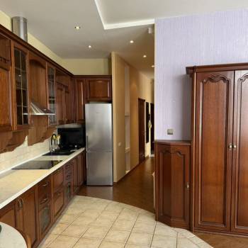 Сдается 1-комнатная квартира, 58,8 м²