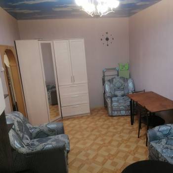 Продается 1-комнатная квартира, 32 м²