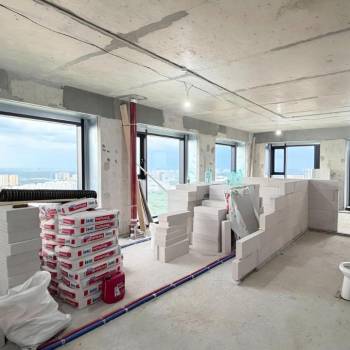 Продается 1-комнатная квартира, 98 м²